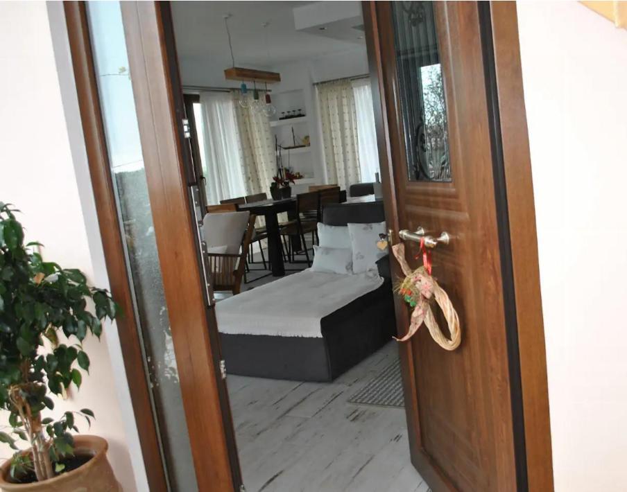 Amaryllis House Apartment Парга Екстериор снимка