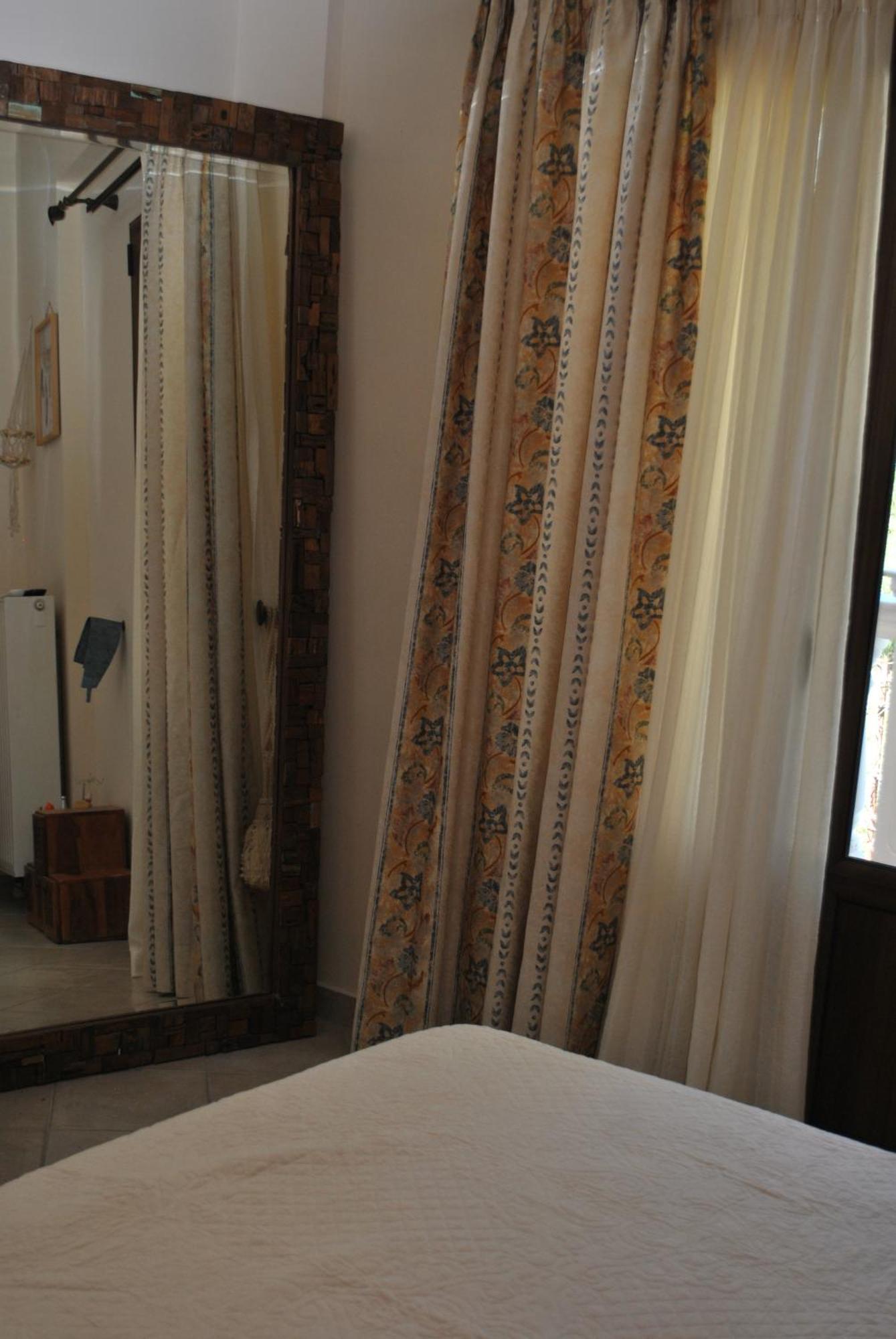 Amaryllis House Apartment Парга Екстериор снимка