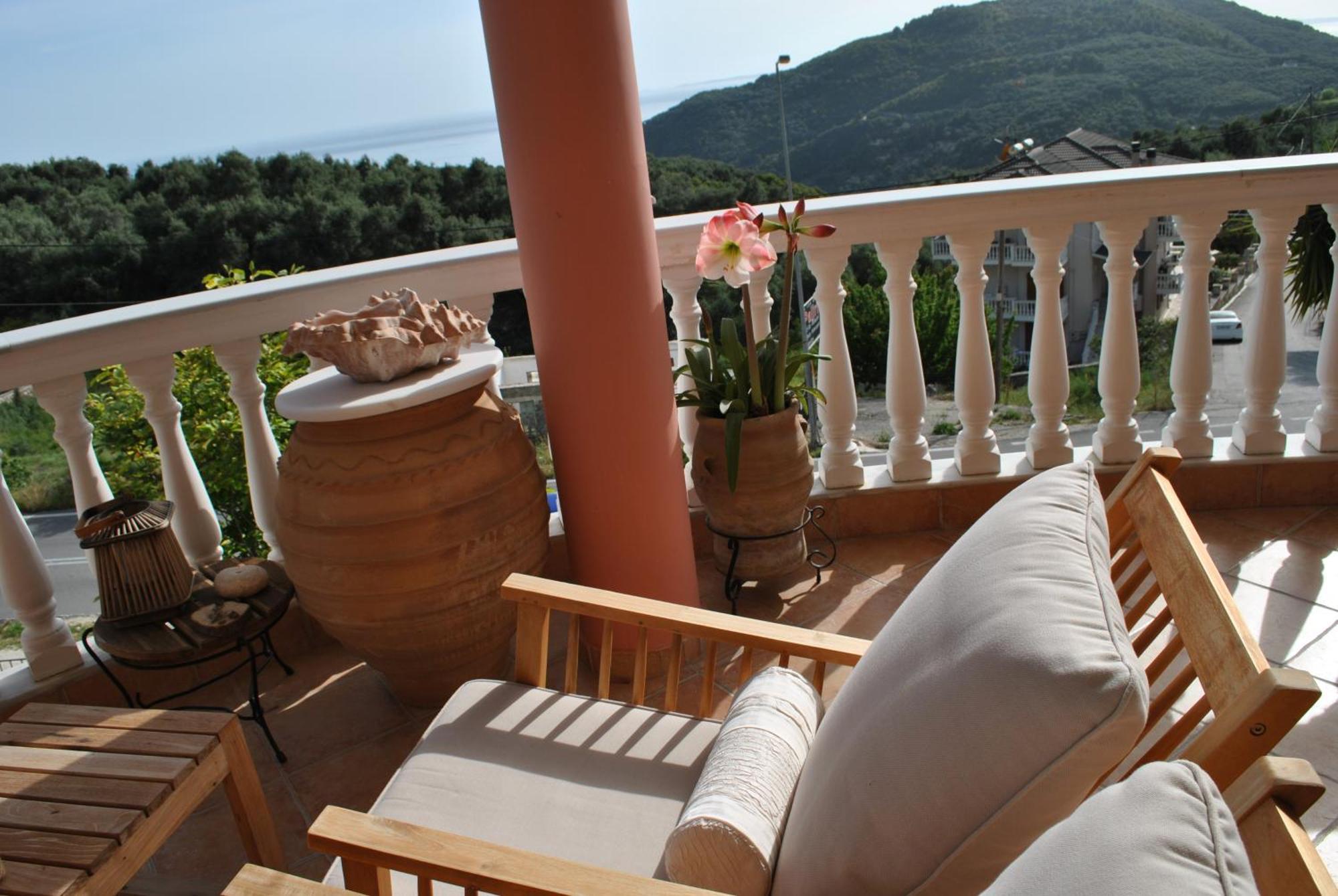 Amaryllis House Apartment Парга Екстериор снимка